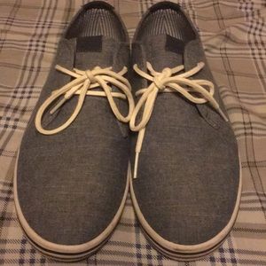 Apt 9 Men’s size 12 shoes